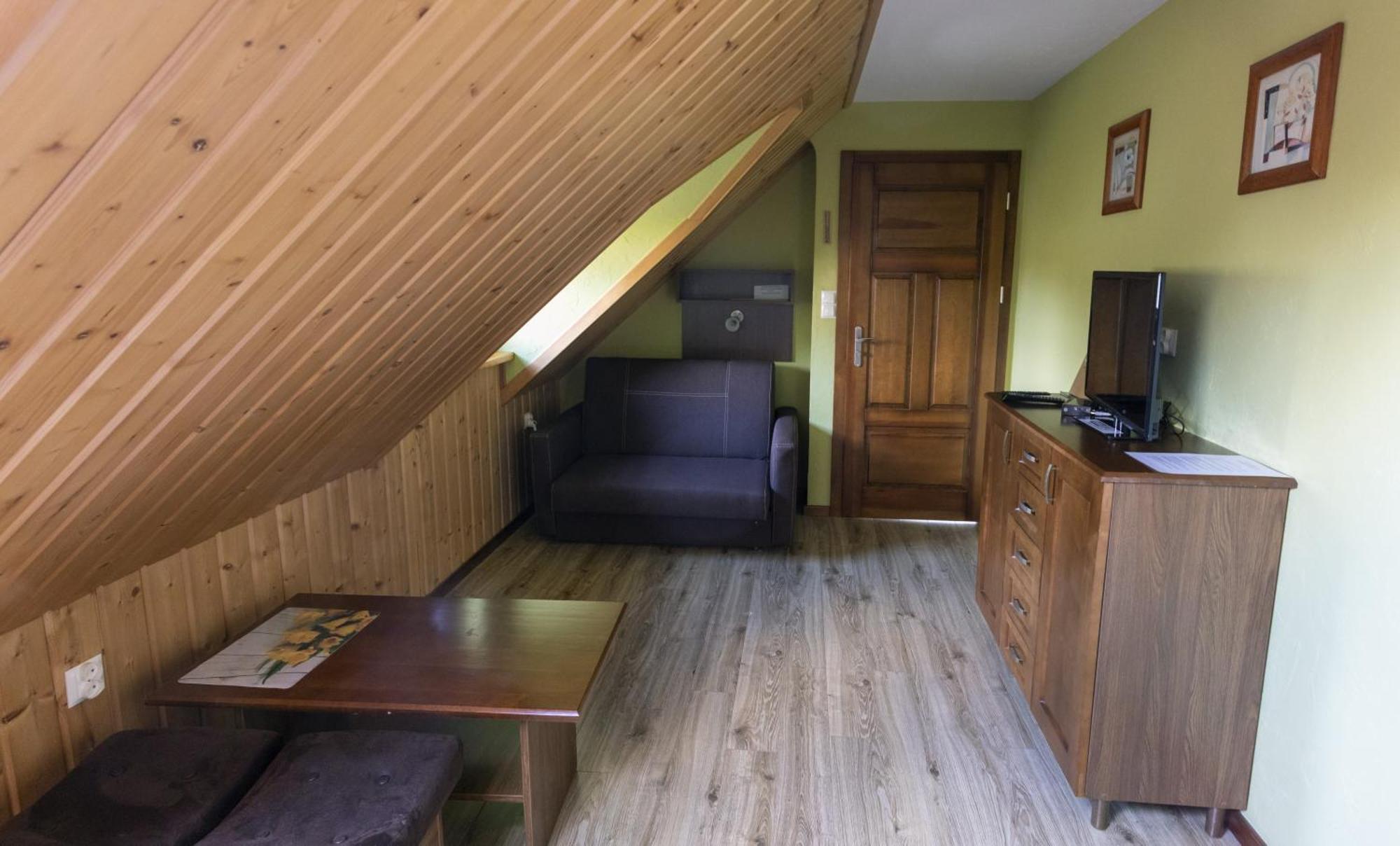 Vila Dom Pod Lipa Jaminy Exteriér fotografie