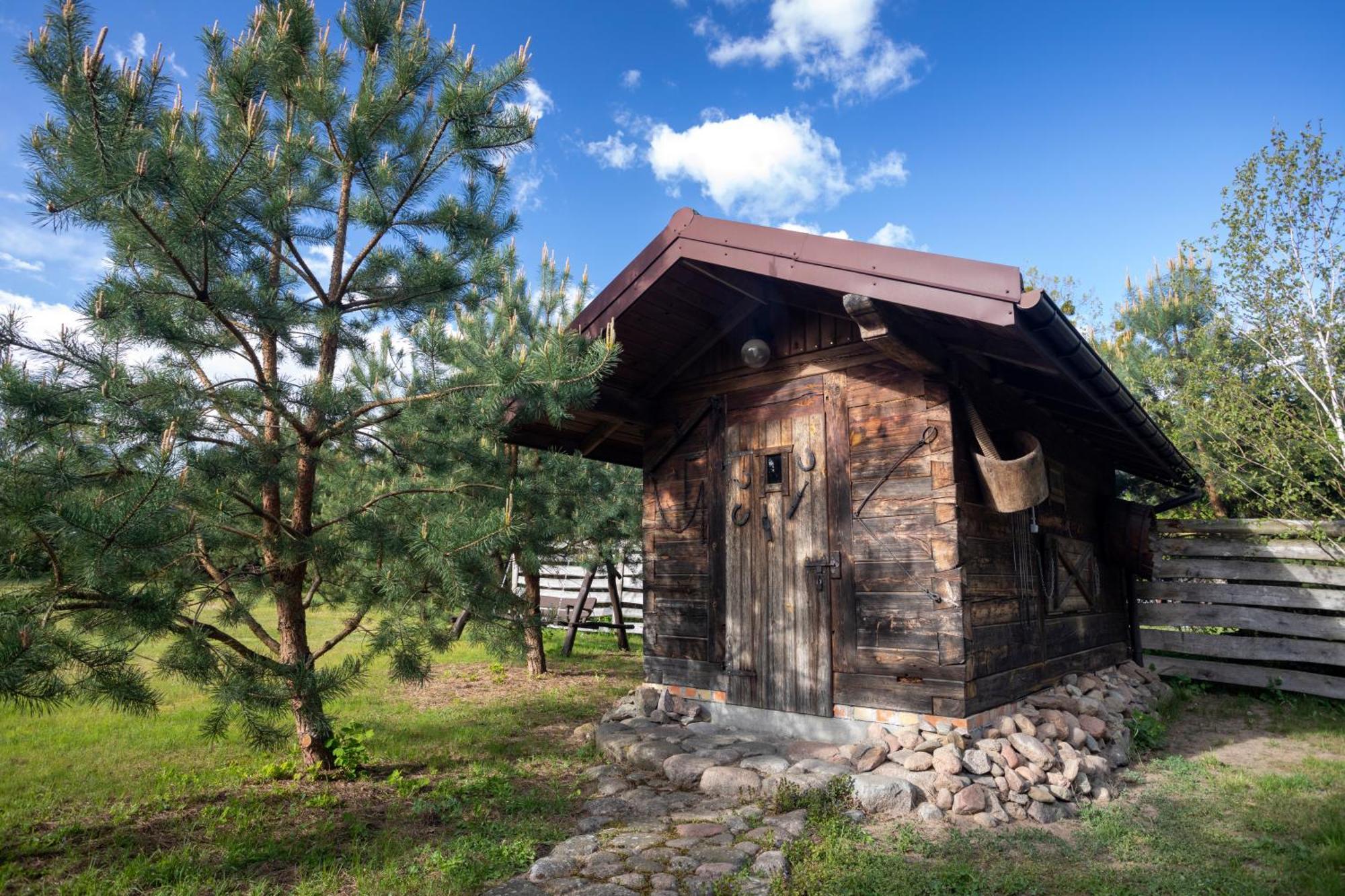Vila Dom Pod Lipa Jaminy Exteriér fotografie