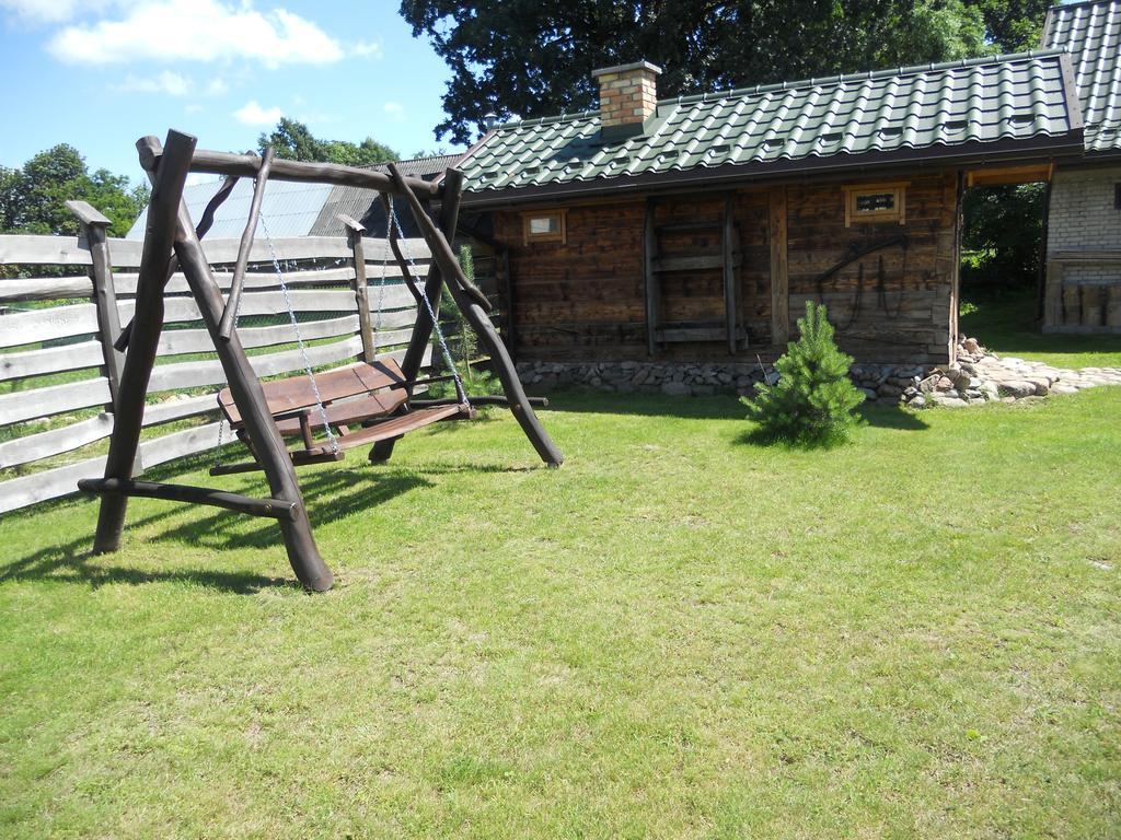 Vila Dom Pod Lipa Jaminy Exteriér fotografie
